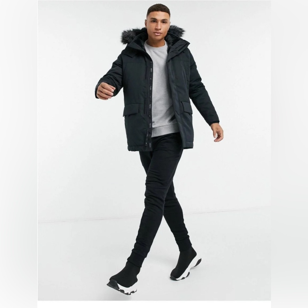 Hollister
Men's Black Faux Fur Lined Hooded Parka Coat size small
